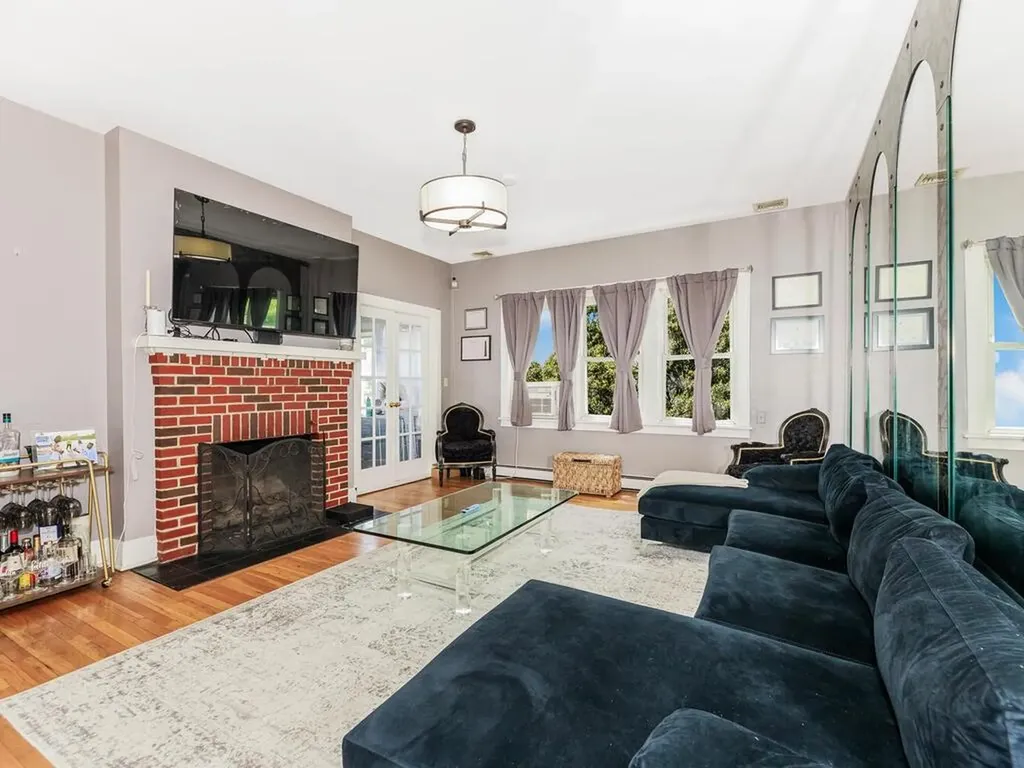 477 Aka 483 Park Avenue Yonkers NY 10703