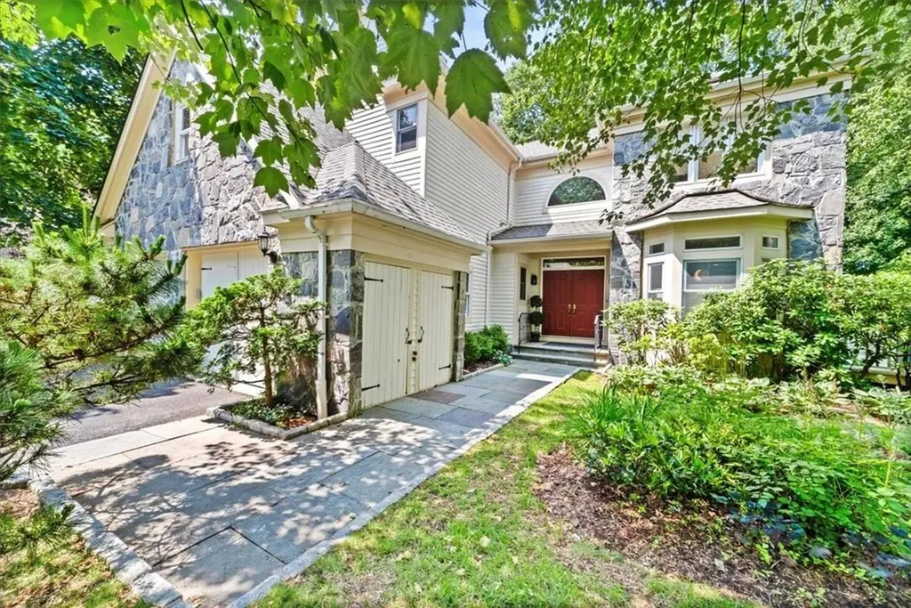10 Westhaven Lane White Plains NY 10605