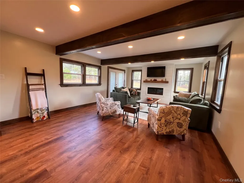 79 Dexheimer Road Narrowsburg NY 12764