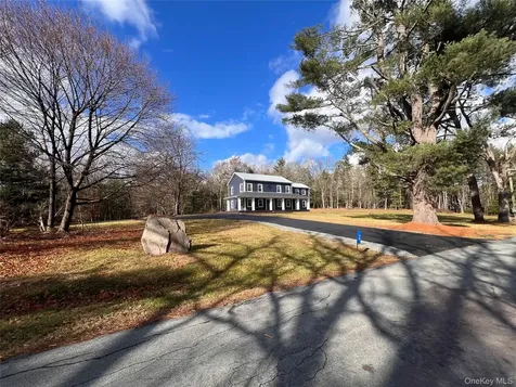 79 Dexheimer Road Narrowsburg NY 12764