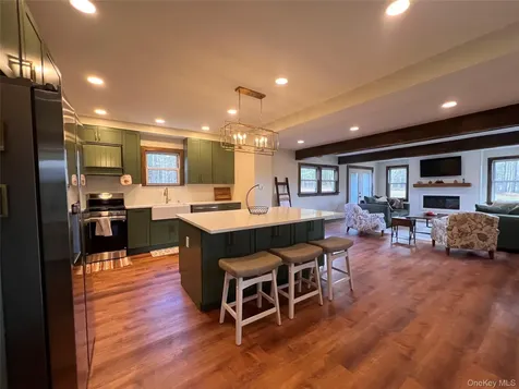 79 Dexheimer Road Narrowsburg NY 12764