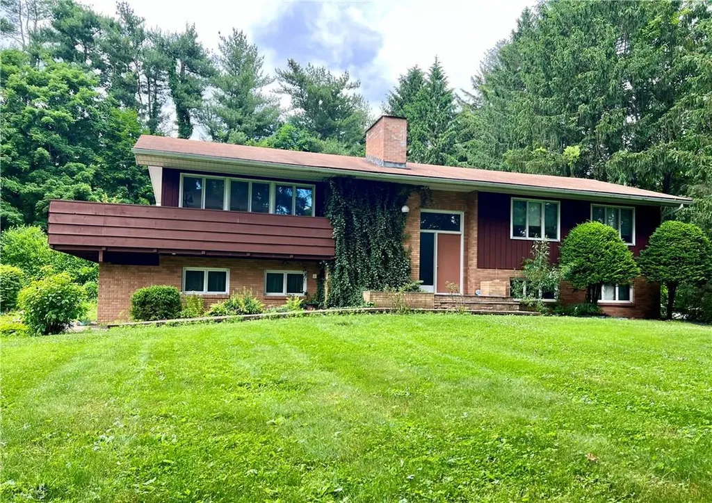 634 Vassar Road Poughkeepsie NY 12603