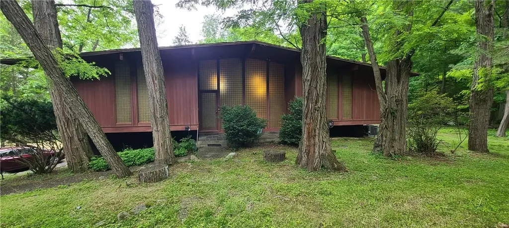 3 Doe Drive Suffern NY 10901