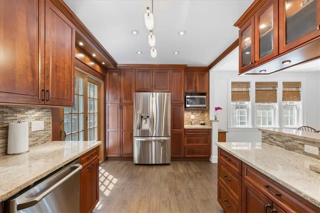 228 W 259th Street Bronx NY 10471