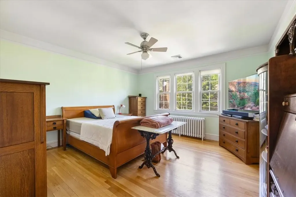 228 W 259th Street Bronx NY 10471