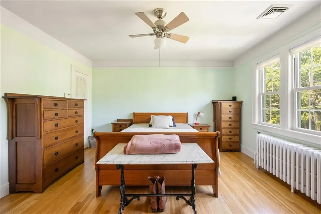 228 W 259th Street Bronx NY 10471