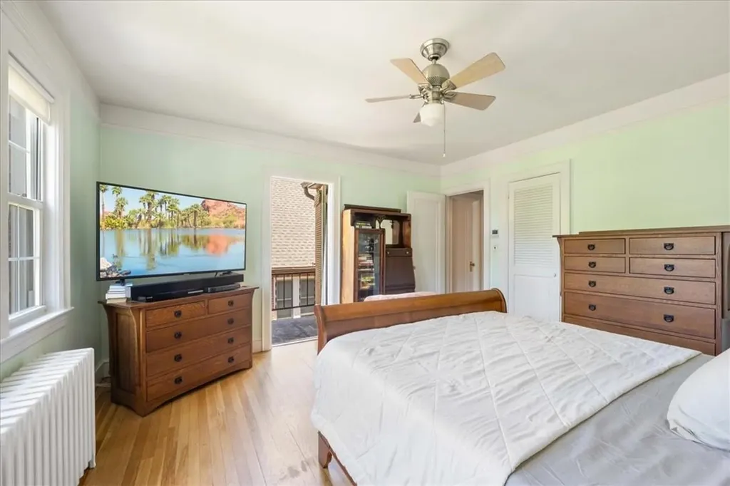 228 W 259th Street Bronx NY 10471