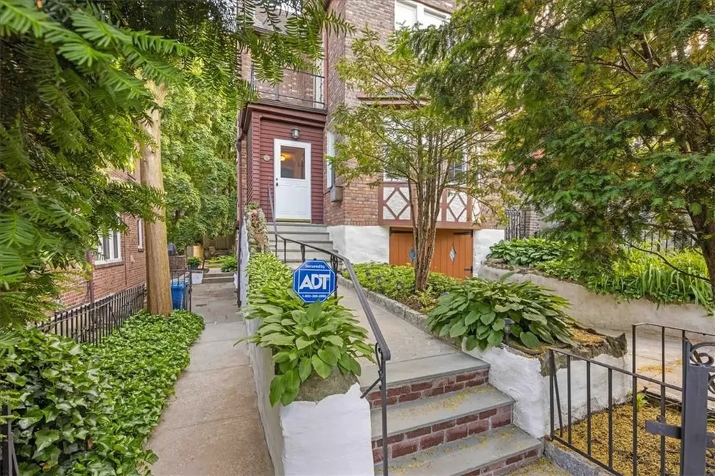 228 W 259th Street Bronx NY 10471