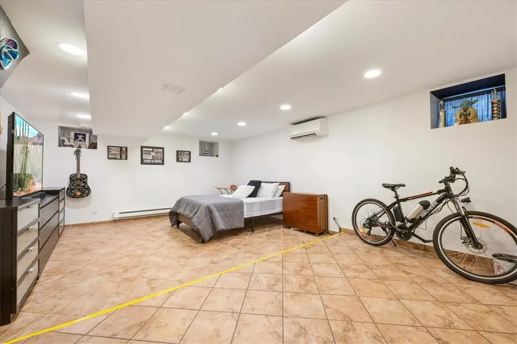 228 W 259th Street Bronx NY 10471