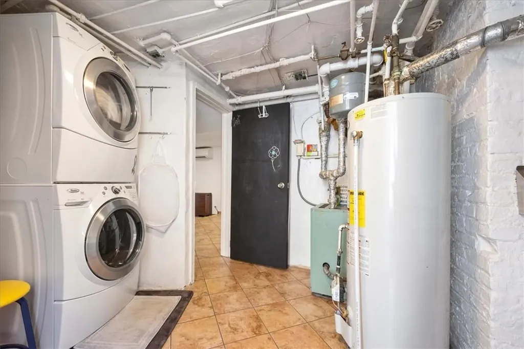 228 W 259th Street Bronx NY 10471