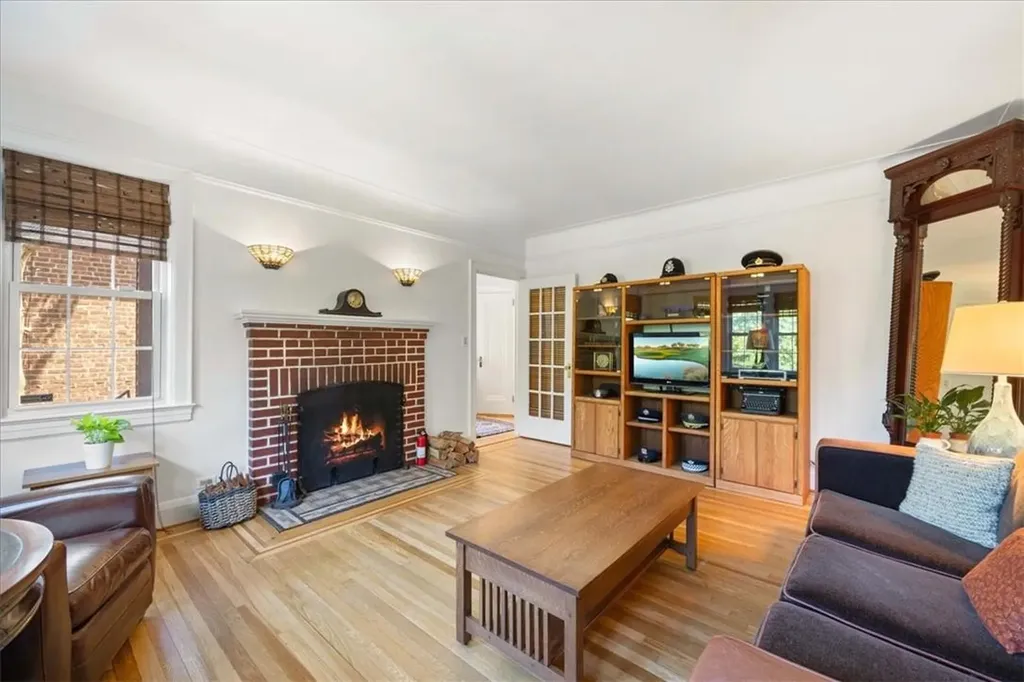 228 W 259th Street Bronx NY 10471