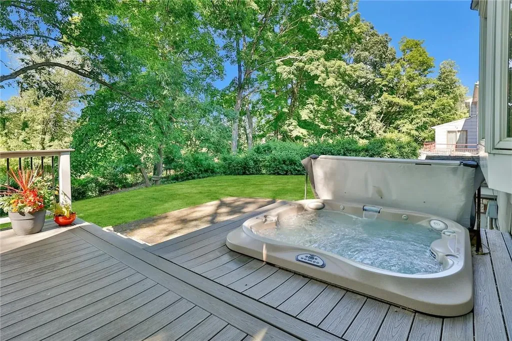 4 Marian Drive Suffern NY 10901