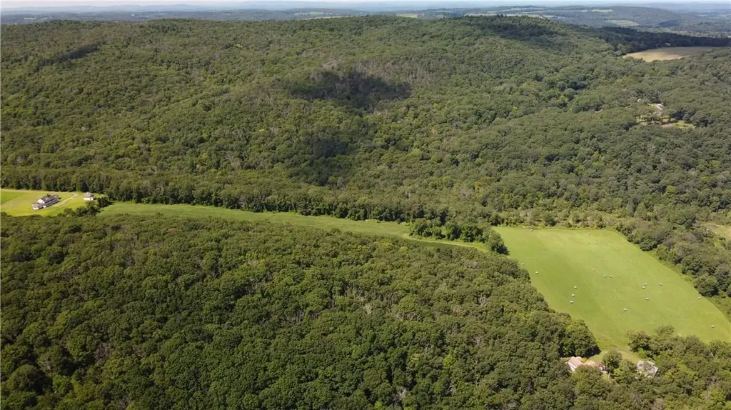 Cascade Mount / Perrys Corners Amenia NY 12501