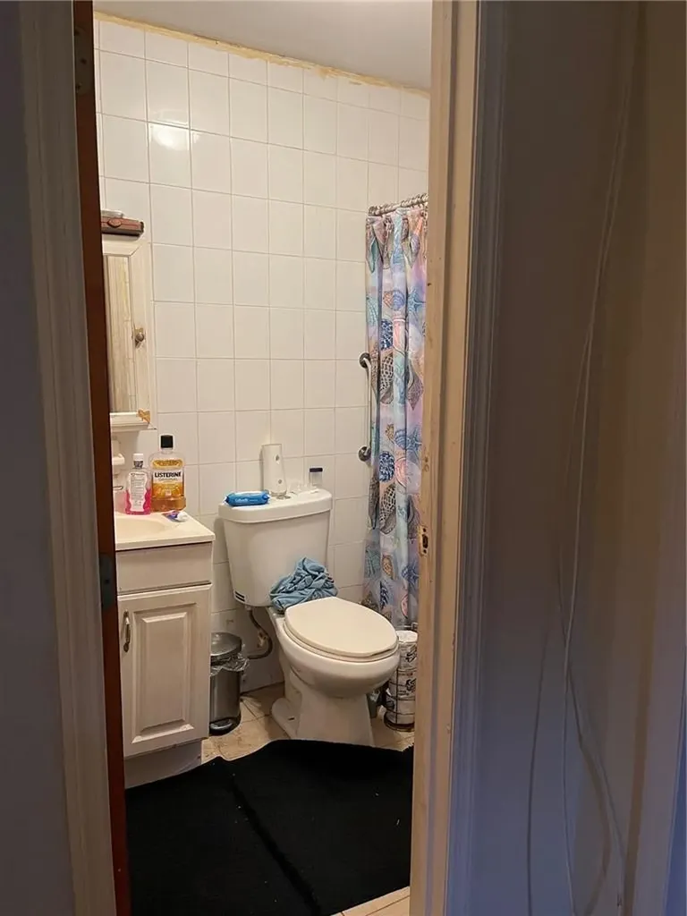 919 Mace Avenue Bronx NY 10469