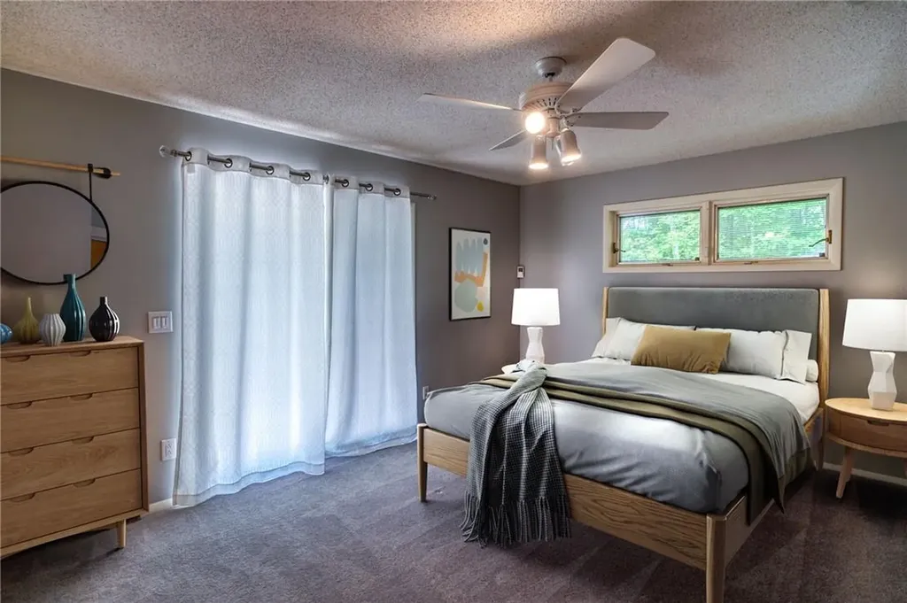 5 Buckingham Circle Rock Hill NY 12775