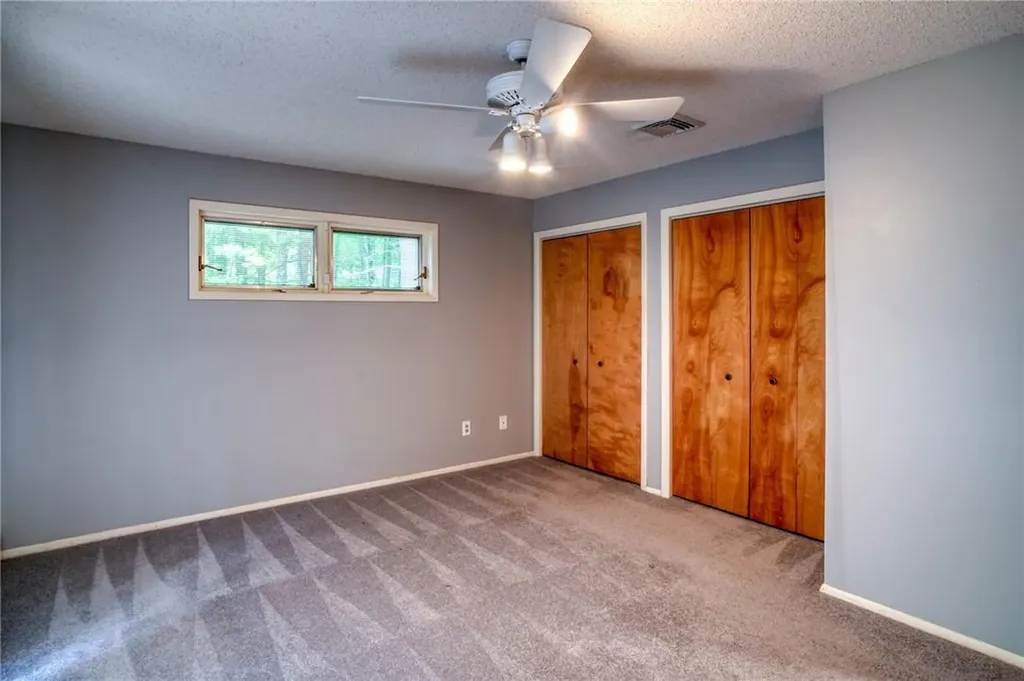 5 Buckingham Circle Rock Hill NY 12775