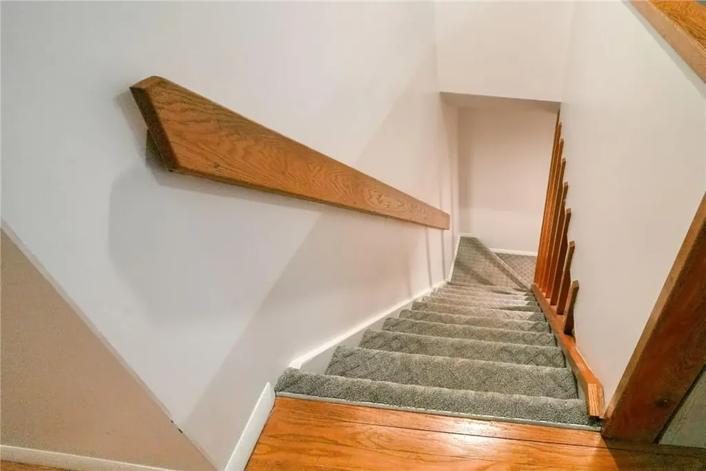 5 Buckingham Circle Rock Hill NY 12775