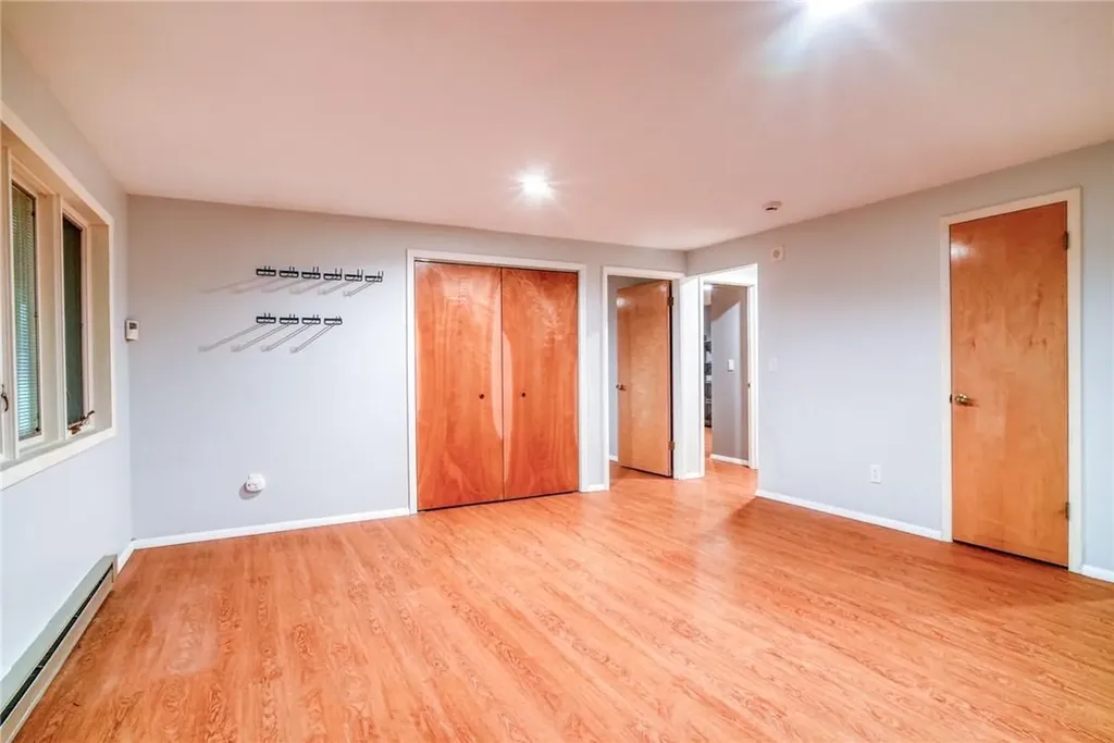 5 Buckingham Circle Rock Hill NY 12775