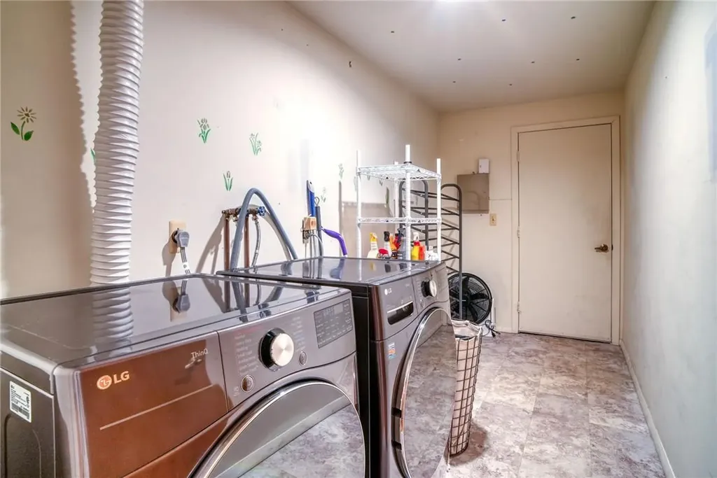 5 Buckingham Circle Rock Hill NY 12775