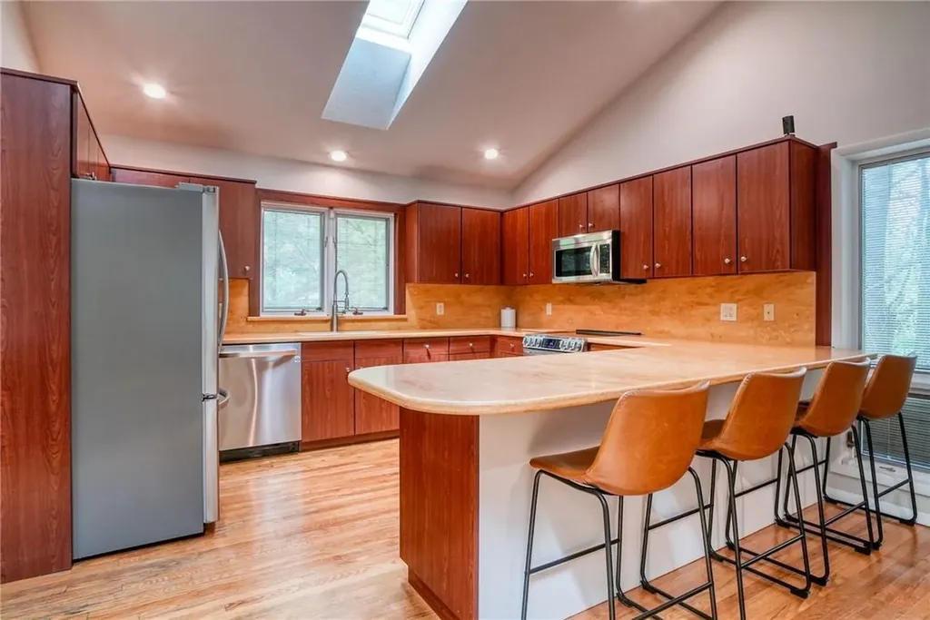 5 Buckingham Circle Rock Hill NY 12775