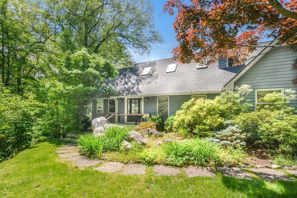 18 Peppergrass Lane Garrison NY 10524