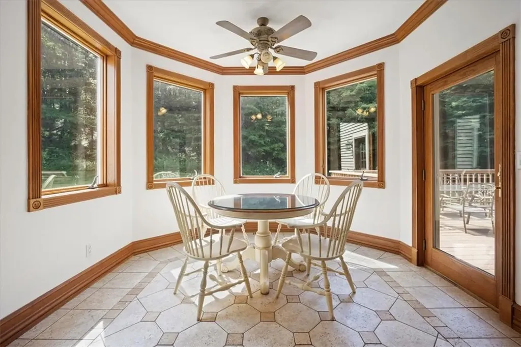 116 Lane Gate Road Cold Spring NY 10516