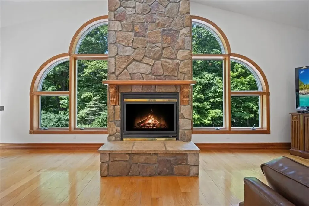 116 Lane Gate Road Cold Spring NY 10516
