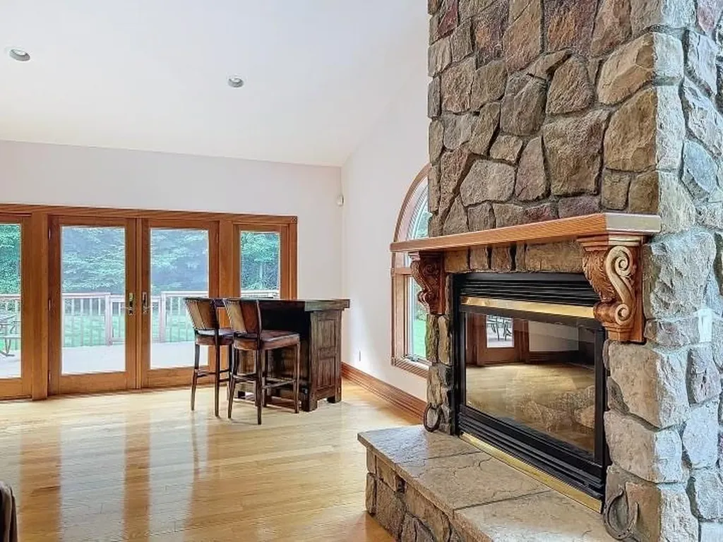 116 Lane Gate Road Cold Spring NY 10516