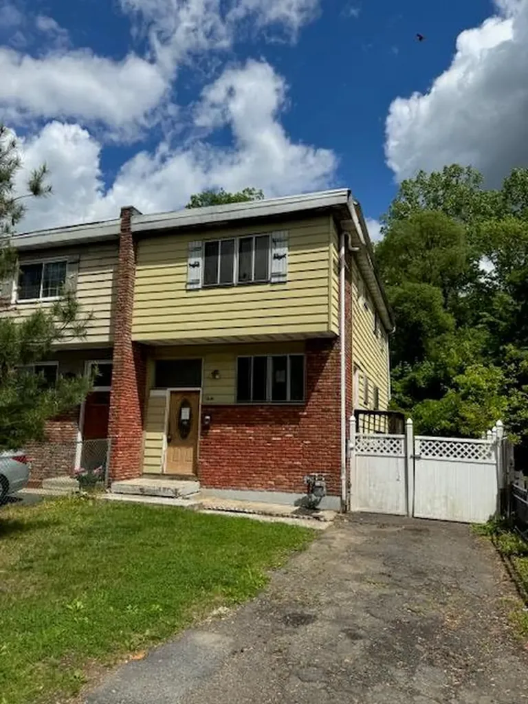 60 Lonergan Drive Suffern NY 10901