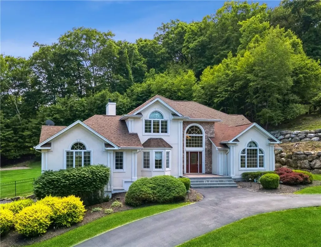 36 Pyngyp Road Stony Point NY 10980