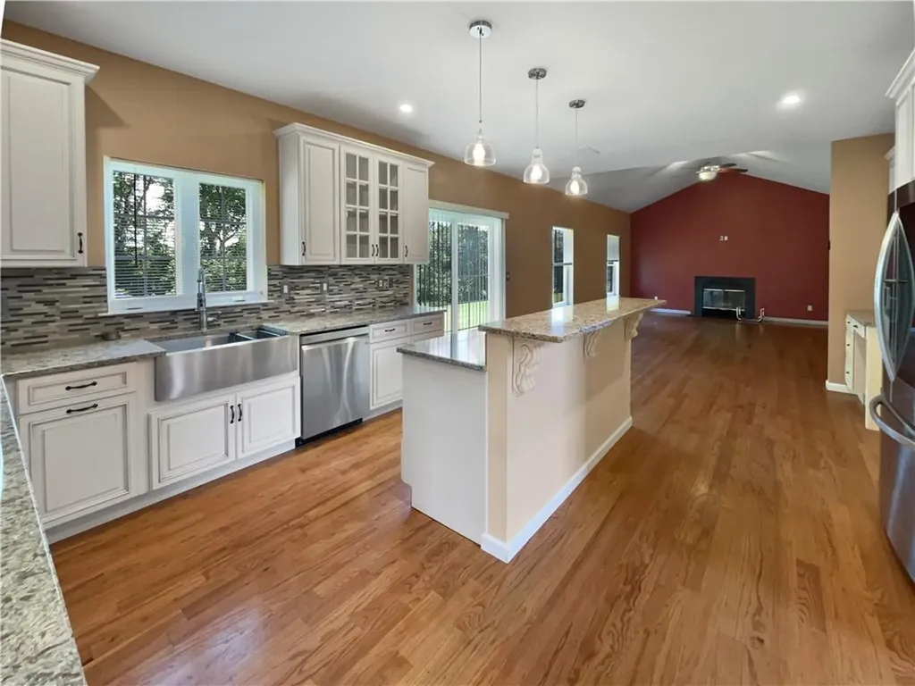 3042 Molly Pitcher Drive New Windsor NY 12553