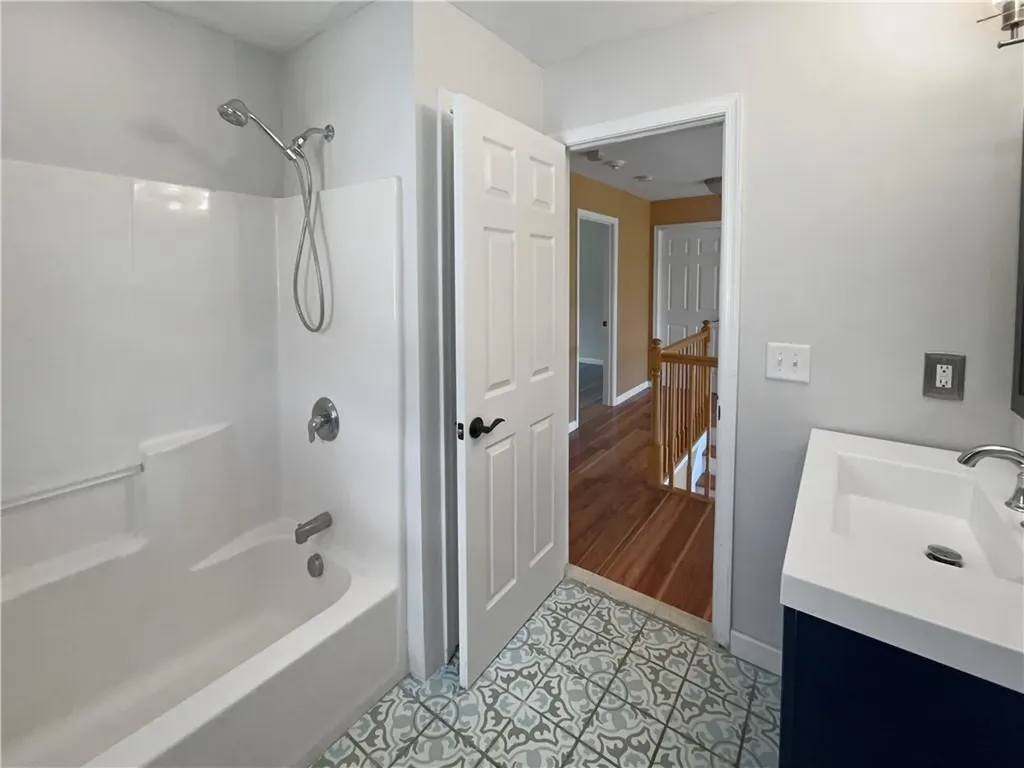 3042 Molly Pitcher Drive New Windsor NY 12553