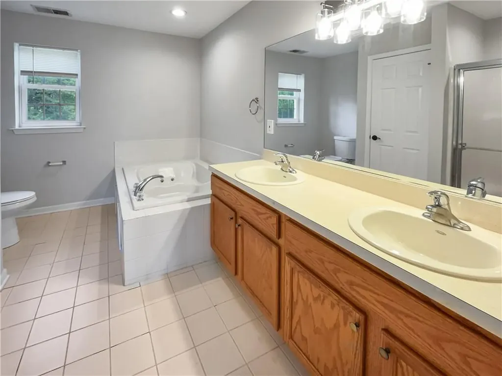 3042 Molly Pitcher Drive New Windsor NY 12553