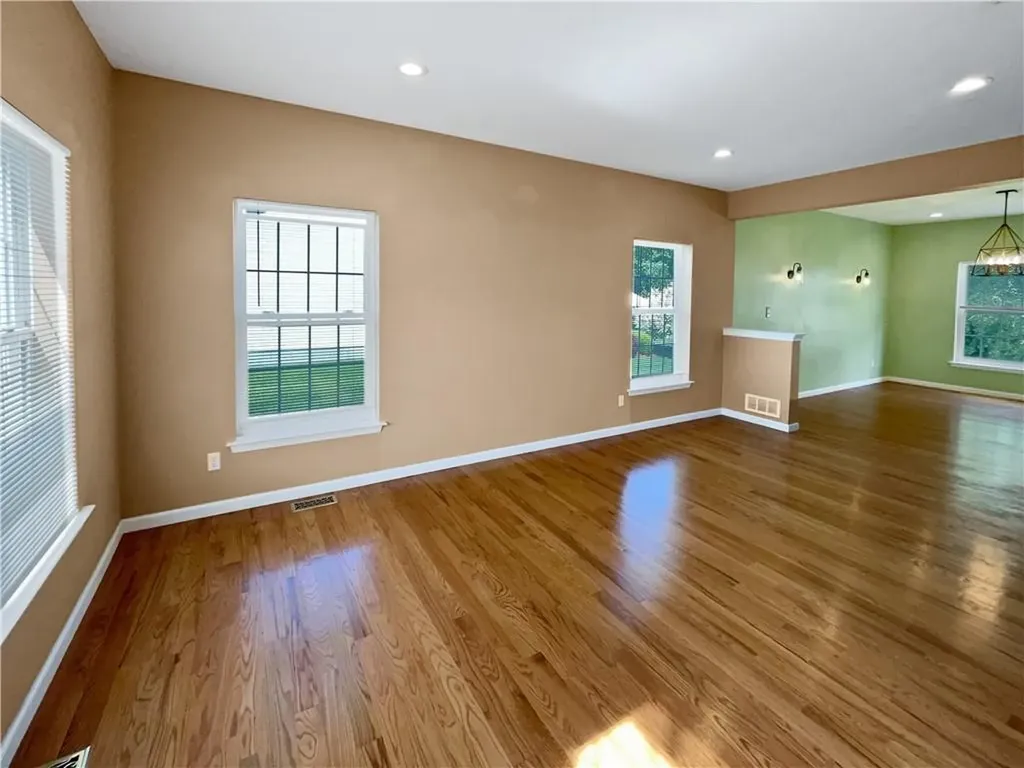 3042 Molly Pitcher Drive New Windsor NY 12553