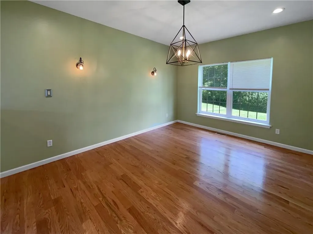 3042 Molly Pitcher Drive New Windsor NY 12553