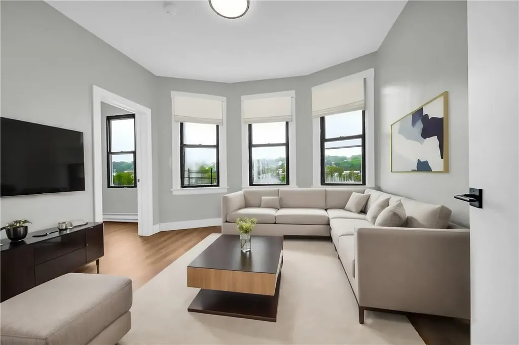 667 Nepprehan Avenue Yonkers NY 10701