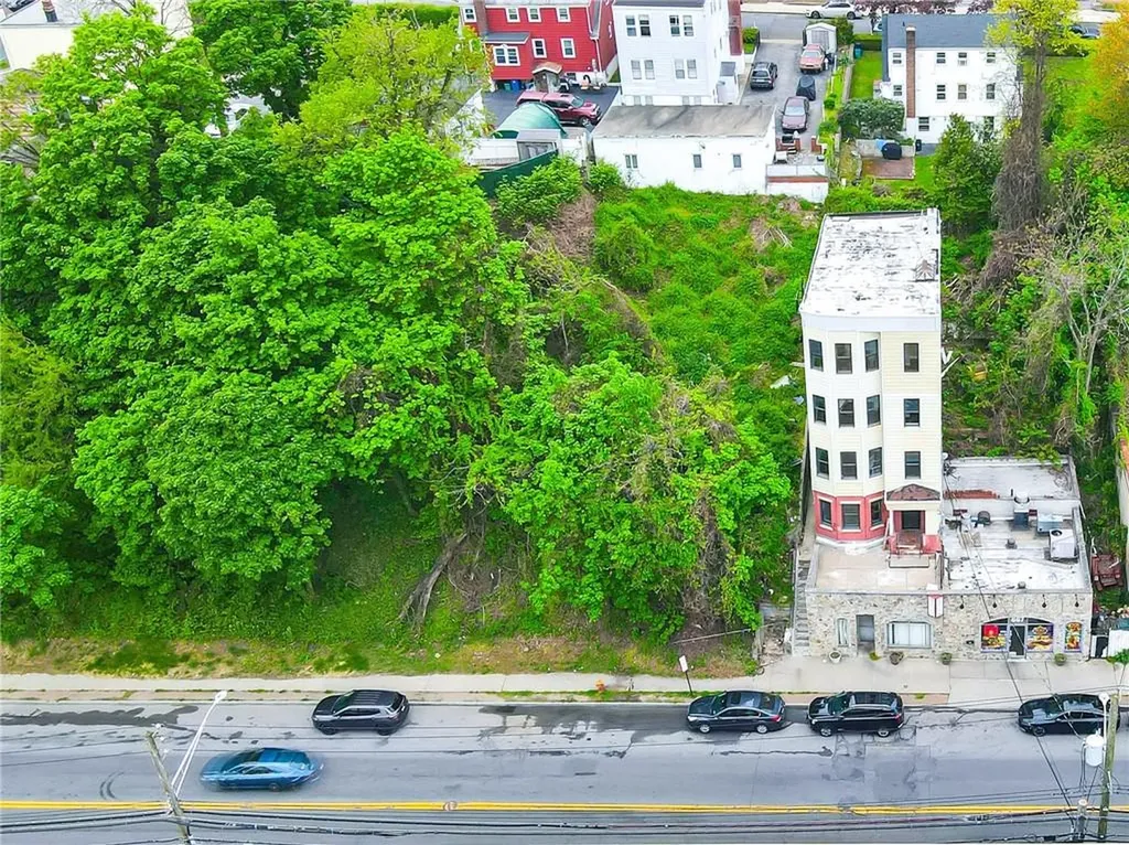 667 Nepprehan Avenue Yonkers NY 10701