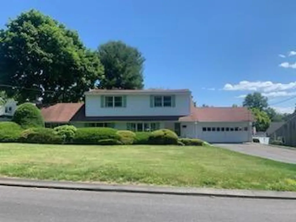 2 Beacon Lane Rye Brook NY 10573