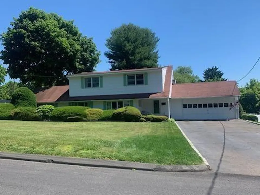 2 Beacon Lane Rye Brook NY 10573