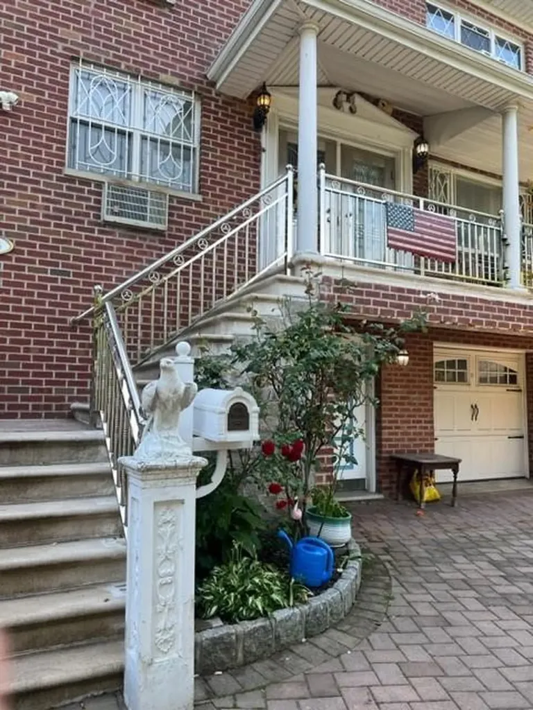 3124 Spencer Drive Bronx NY 10465