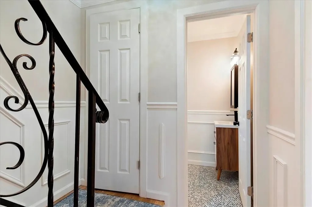 21 Elissa Lane Yonkers NY 10710