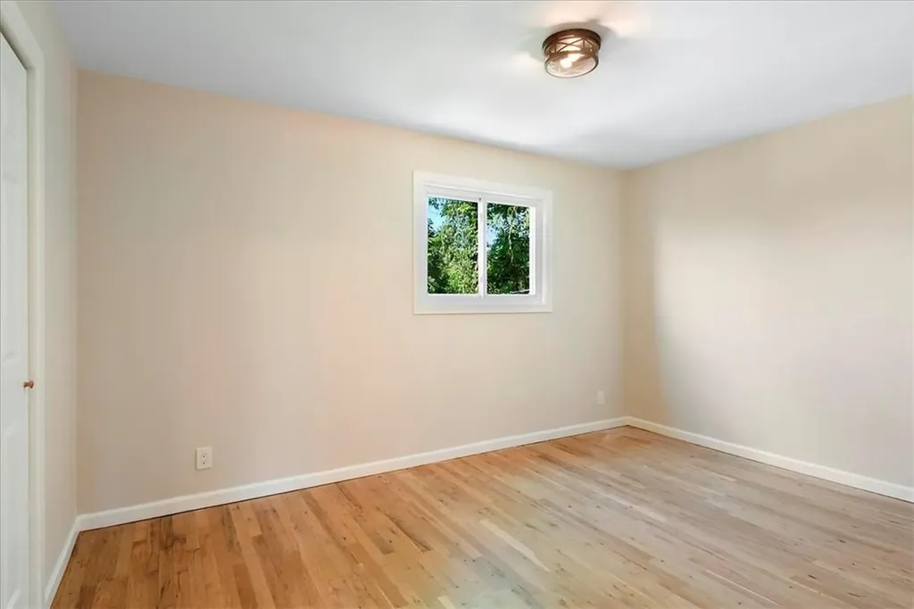 21 Elissa Lane Yonkers NY 10710