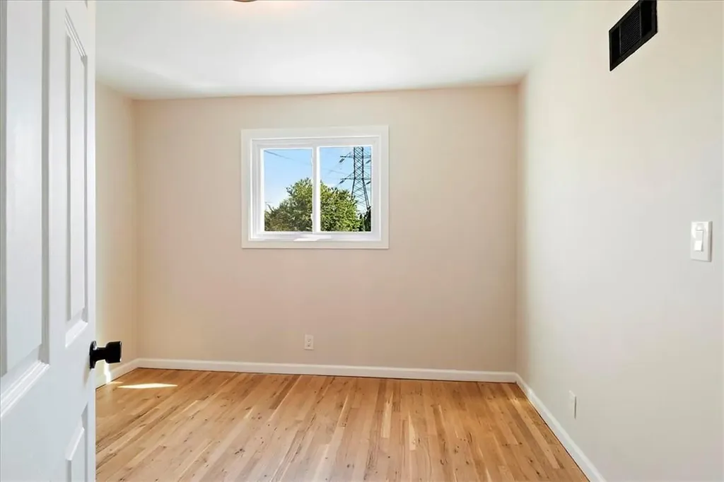 21 Elissa Lane Yonkers NY 10710
