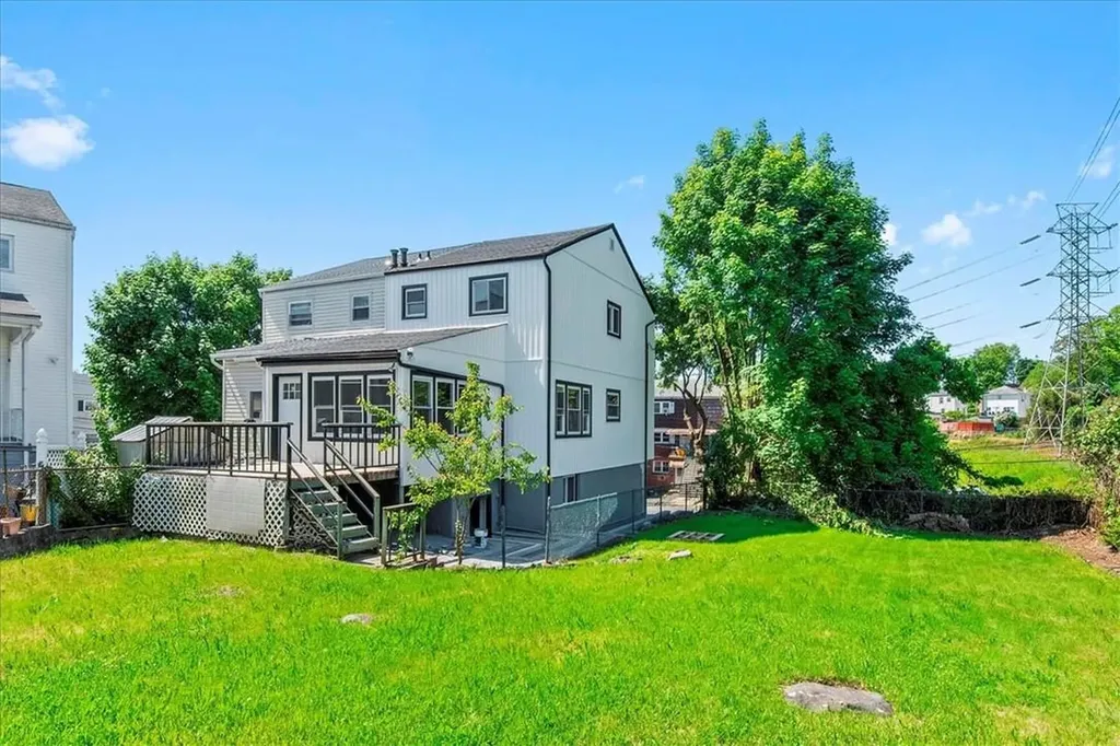 21 Elissa Lane Yonkers NY 10710