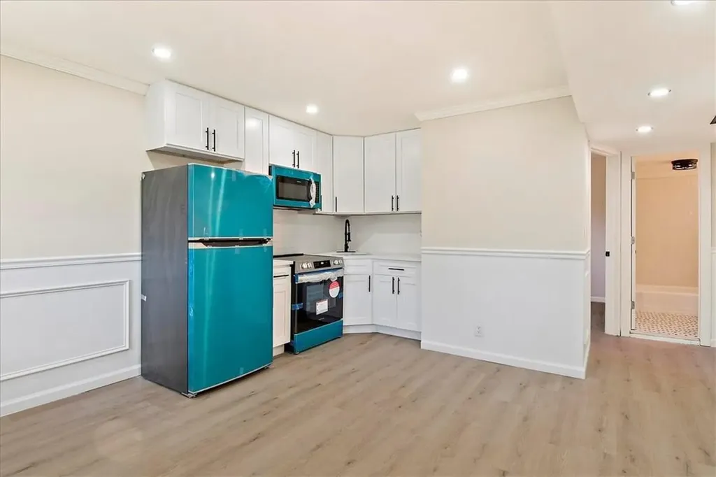 21 Elissa Lane Yonkers NY 10710