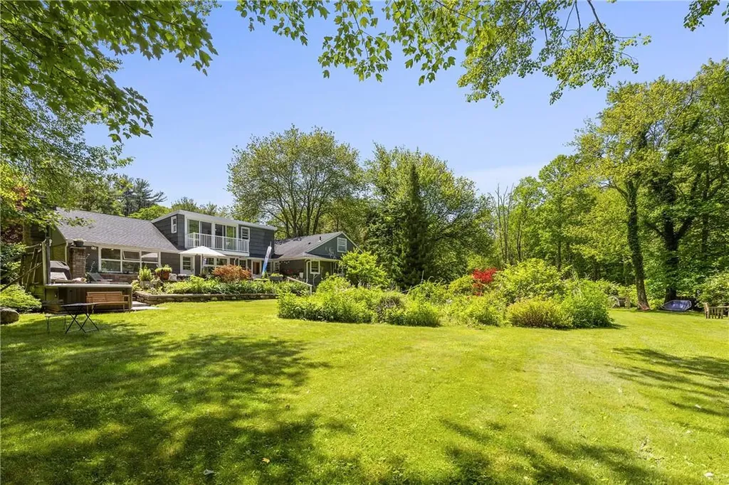 88 Salem Road Pound Ridge NY 10576