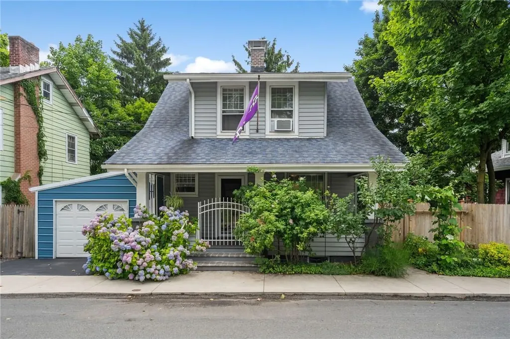 26 Beacon Street Middletown NY 10940