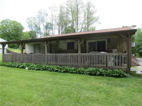 30 Lake Ellis Road Wingdale NY 12594