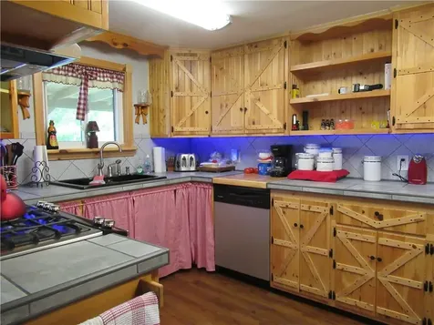 30 Lake Ellis Road Wingdale NY 12594