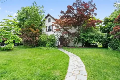 109 Grandview Avenue White Plains NY 10605